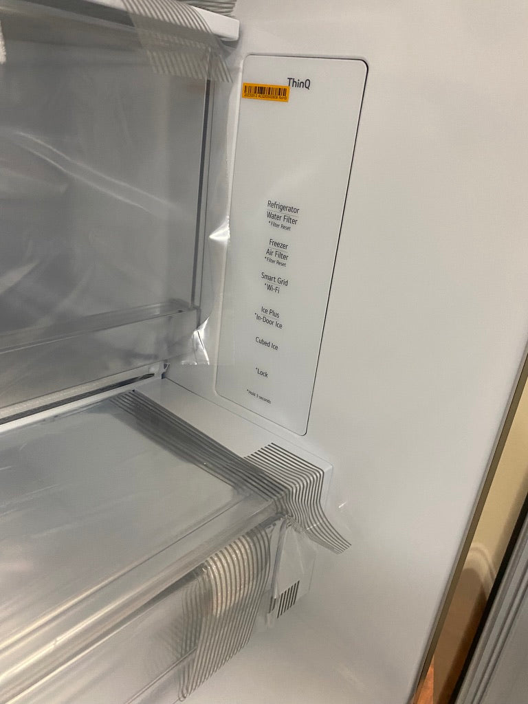 36" LG Refrigerator 25.5 cu.ft. with Water and Ice Dispenser