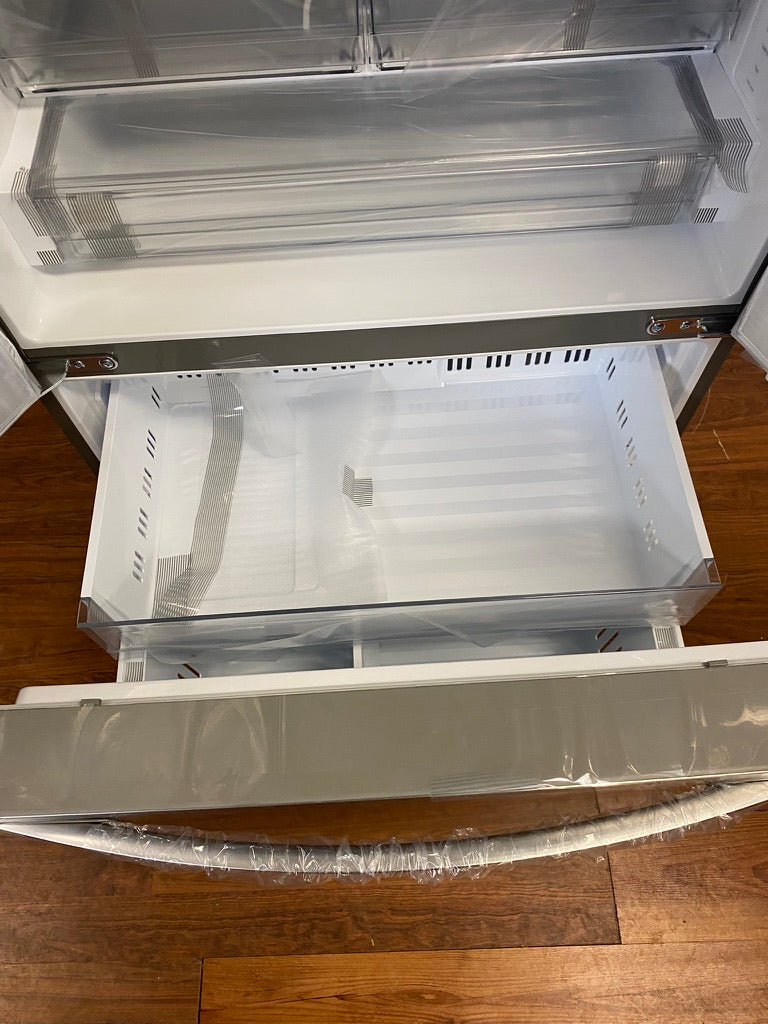 36" LG Refrigerator 25.5 cu.ft. with Water and Ice Dispenser