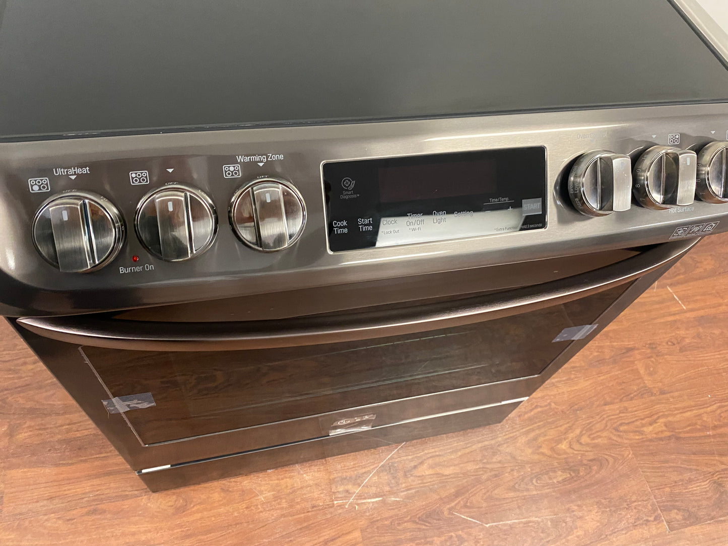 30" Range 6.3 cu.ft. with Convection and Easy Clean