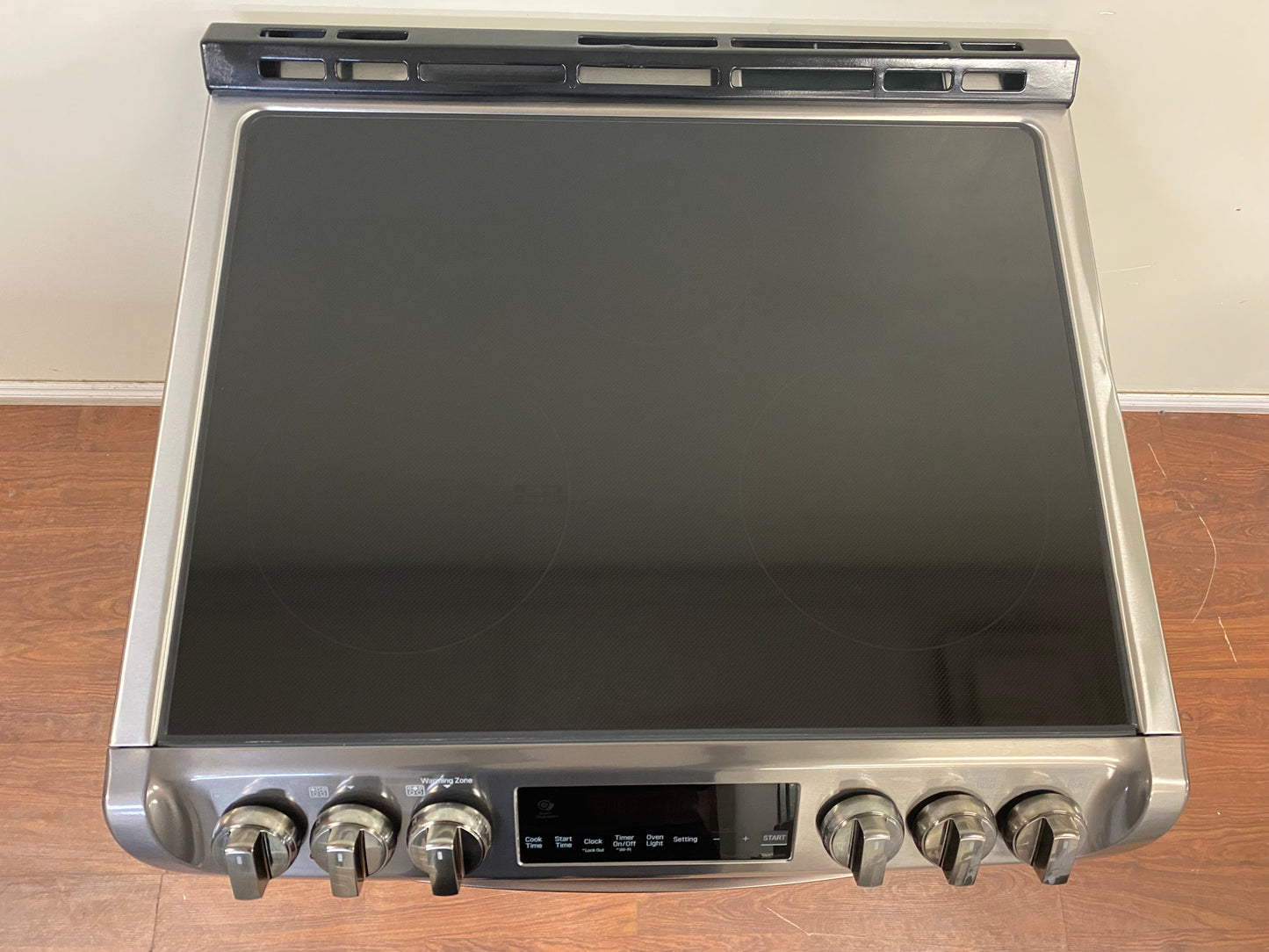 30" Range 6.3 cu.ft. with Convection and Easy Clean