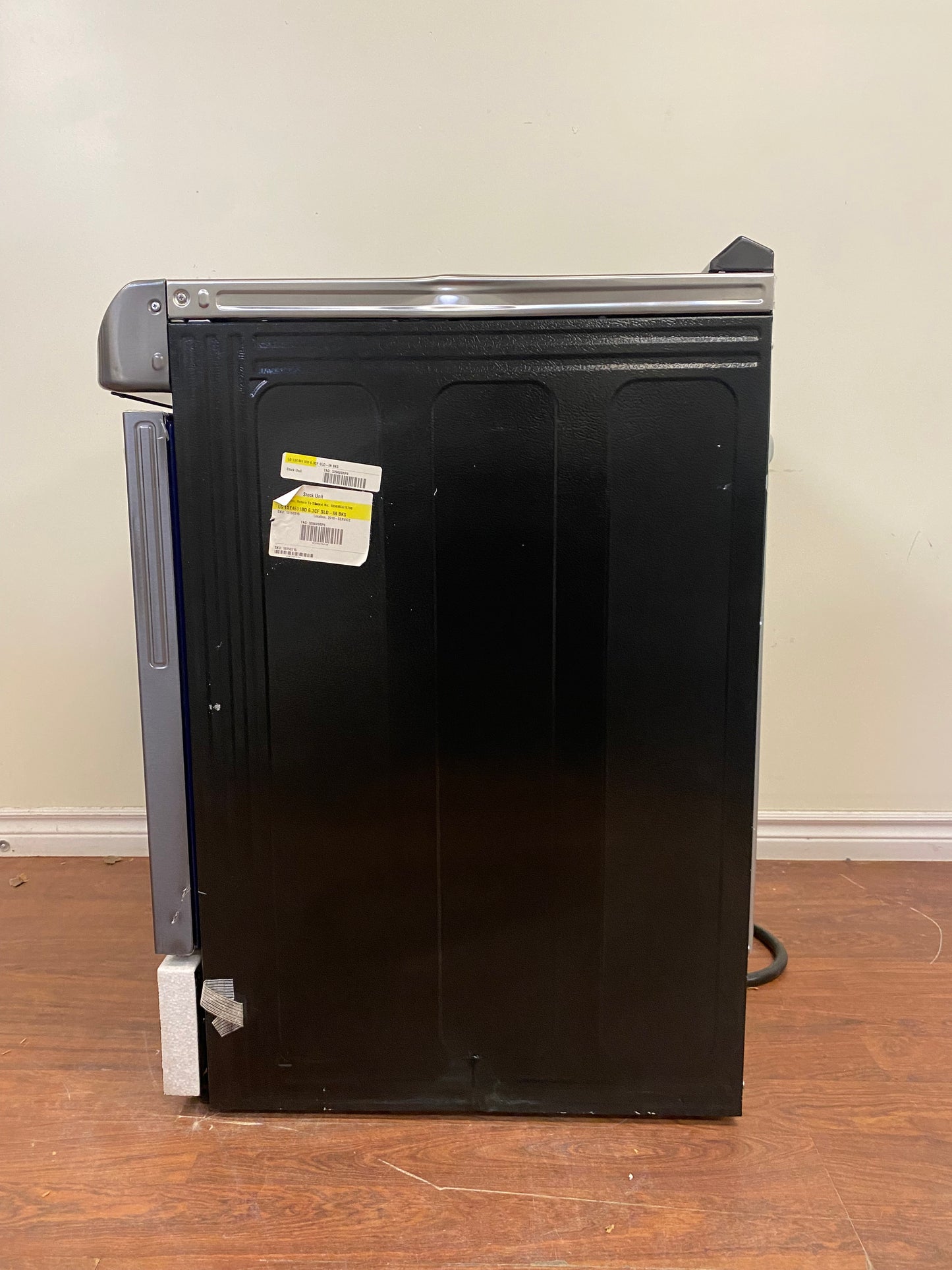 30" Range 6.3 cu.ft. with Convection and Easy Clean